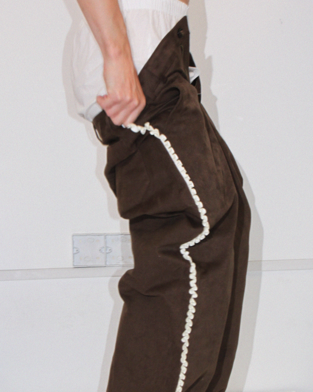 Box Pleat Trim Trouser Brown